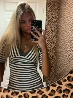 My new go to top ahh #clotheshaul 