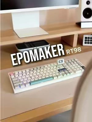 A keyboard with a tiny TV?! 📺⌨️ The retro vibes had me instantly obsessed… and those creamy Jade switches 🫠🫠 #keebtok #creamykeyboards #mechanicalkeyboard #epomaker #mechkeyboard @Epomaker Keyboard 