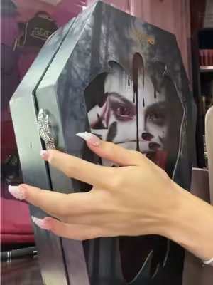 @BeetlesGelPolish #beetlesgelpolish #tiktokshopcreatorpicks #tiktokshopstockup #tiktokshopbacktoschool #halloween 