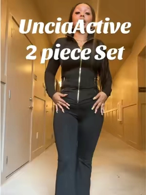 This set is way too cute to pass up. 😍✨ The fabric is buttery soft, stretchy, and hugs in all the right places. Whether you’re running errands, hitting the gym, or just want to look put together while staying comfortable, this matching set is a 10/10. #Activewear #MatchingSet #GymFit #Athleisure #TikTokShopFinds