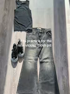 #ninevicious #mensfashion #flarejeans 