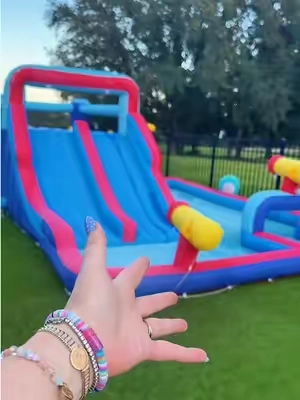 Summer has been so much easier since we set this up in the backyard ☀️💦 #summeractivitiesforkids #Summer #waterslide #kidsactivities #tiktokshopsummersale 