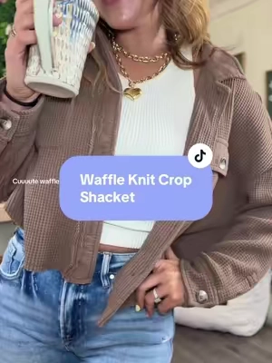 The viral waffle knit shacket comes in a crop version but the stock is low! RUN!@CHOUYATOU 