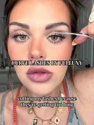Your lashes, just better. ✨ Curve by Fulluxy gives you that naturally full, lifted look without anyone knowing you’re wearing lash clusters. Perfect for everyday wear when you want effortless beauty. Available in brown as well. #lashclusters #diylashes #naturallashes #lashclustersathome #fulluxy @Fulluxy 