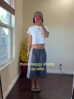 wearing a size small! #baggyshorts #bermudashorts 