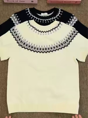jacquard knit top bringing retro charm everywhere 🧶 #jacquardknit #knitwear #top #tiktokshopcreatorpicks #growtogether 