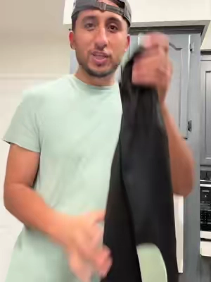 Estas camisas están súper bonitas y tienen un material muy resistente #camisas #hombre 