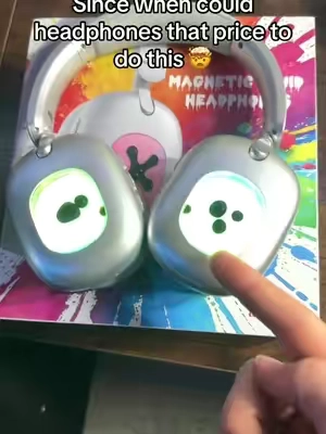These headphones are so cool #fyp #xyzbca #viral #trending #tiktokshop 