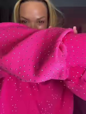 Get yours before they’re gone #rhinestonehoodie #rhinestonesweatshirt #sparklyhoodie #glitterhoodie #sweatshirt 