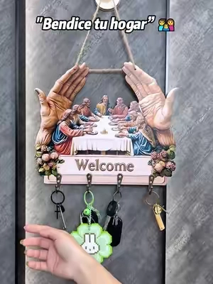 La forma más bonita de dejar de perder tus llaves 🔑 #Summervibes#lastsupper  #faithdecor #homeorganization #tiktokshopfinds 1.1.3tt0006