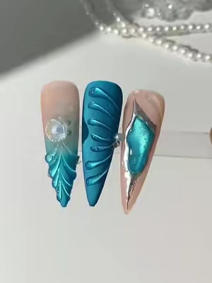 3D nail art made easy ✨ Even beginners can do it 💅#nailtrends #gelxnails #3dnailsdesign #easynails #diynails 