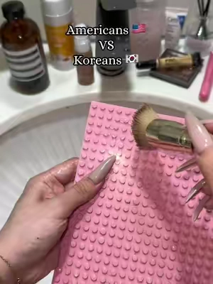Stop wasting money on dumb random cleaning hacks, this soap is all you need 🤯 #MakeupBrushCleaning #BeautyMustHave #MakeupTools #cleaningessentials #tiktokshopsummersale 