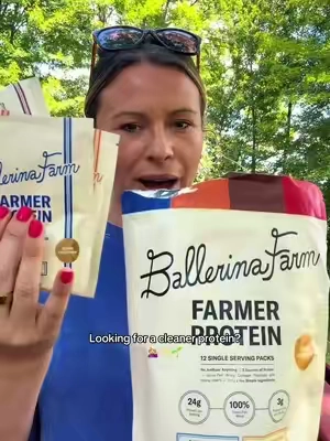 Not all protein powders are created equal. 🤍 💪 24g protein 🦴 Collagen peptides 🥛 Grass-fed whey 🌱 Hemp protein 🌿 Prebiotic fiber ✨ Convenient single-serve options An easy way to add more protein to your day. #Protein #BallerinaFarm #proteinpowder #wheyprotein #proteinshake 