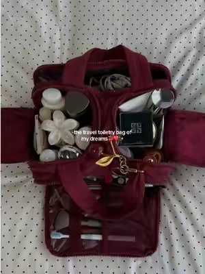 I used to need at least 4 bags for my toiletries🥹and now I only need ONE bag🤩#bagsmart #toiletrybag #travelbag #makeupbag #TikTokshopbacktoschool 