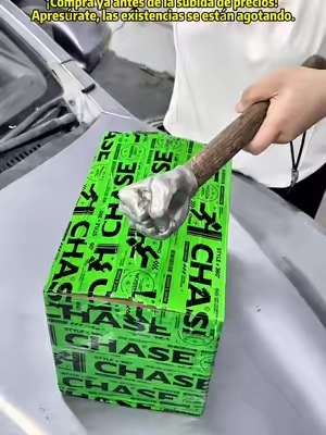 Las tiras de velcro súper adhesivas mantienen todos los objetos estables en todo momento, y son seguras para usar en paredes, tanto en el hogar como en vehículos.#velcro #LifeHack #wall #DIY #fyp 