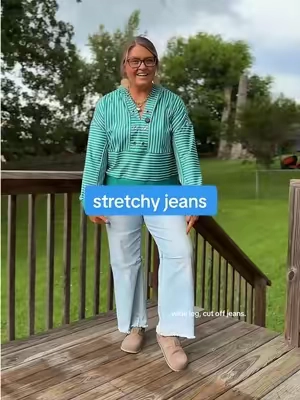 Cute and stretchy jeans. #jeans #denim #stretchyjeans #womensfashion 