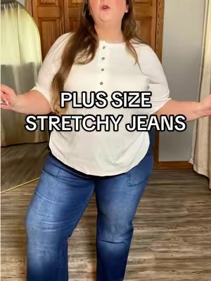 a waist band that doesn’t dig in + the comfort of sweat pants 👏 #plussizejeans #stretchyjeans #comfyjeans #plussizefashion #apronbelly 