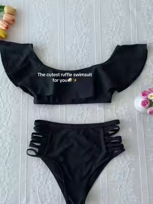 Got so much compliments on it! #tiktokshopholidayhaul #beachwear #ruffles #swimsuit #floralbikini #tankini #Summer #summerlooks #spotlightfinds