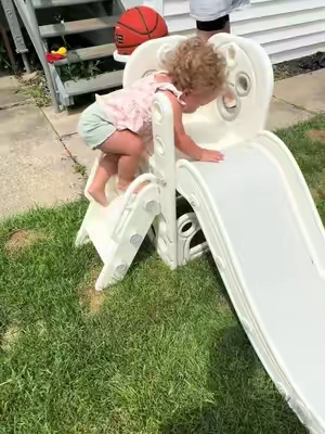 Not her counting to 5 😭 She’s so smart I can’t handle it. But this toddler slide is the perfect addition for your back yard! #toddlerslide #outdoortoys #screenfreeplay #toddlertoys #summerwins 