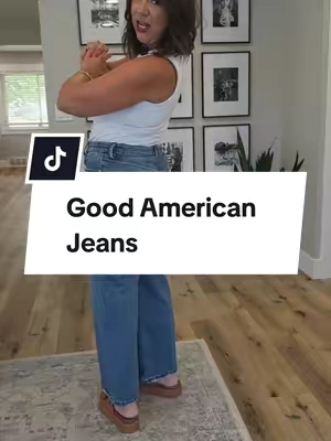 cropped jeans for the midsize mamas! SOOOO comfy and flattering. @GOOD AMERICAN #momjeans #stretchyjeans #goodamericanjeans 