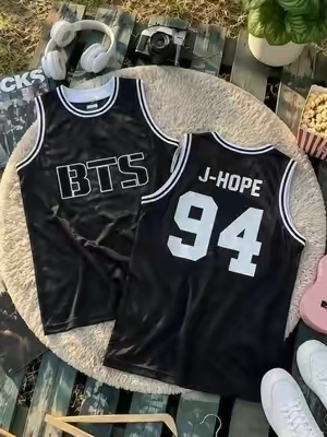 Tag your friends to come here #fankpop #arirang #jersey #OOTD #tiktokmademebuyit 