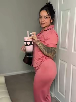 Set de 2 Pijamas bien bonitas cómodas suaves y de buena calidad por un precio buenísimo #pijamasmujer #pijamasbonitas #pijamascomodas #pijamaslindas #pijamasdepantalon 