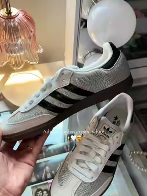So shiny 😍 #fypシ゚viral #shoes 