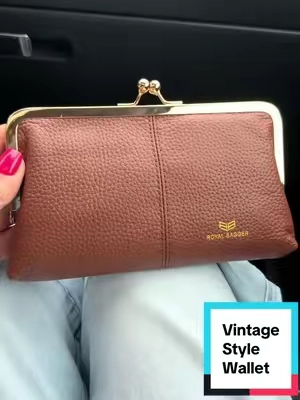 Vintage style genuine leather wallet RFID protection with multiple card slots. #tiktokshopcreatorpicks #wallet #genuineleather #leatherwallet #vintagestyle 