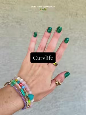 once you try curvlife you’ll NEVER go back  #curvlife #shortpressons #girlythings  #accessories  #pressonnails 