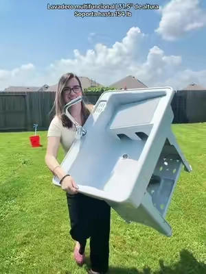 Un lavadero resistente y práctico para cualquier espacio. Con 31.5 pulgadas de altura y capacidad de hasta 154 libras, es ideal para lavar ropa a mano, bañar mascotas, limpiar herramientas, enjuagar brochas, jardinería, garaje, patio o cuarto de lavado. Incluye grifo, tabla para restregar, conexiones para agua fría y caliente y una repisa inferior para mantener detergentes y accesorios siempre organizados. Su estructura reforzada está diseñada para el uso diario y ofrece una excelente estabilidad. #sink #lavadero #patio #tiktokshopsummersale #tiktokshopcreatorpicks . . . . . . . . . . . CNCEST Modern Freestanding Plastic Rectangle Wash Tub with Washboard, Faucet, Storage Cabinet, 31.5" Height Utility Sink, 154lb Capacity, Rotatable Hot-Cold Spout, 1* Drain Pipe, Lightweight Bathroom Fixture for Garage, 78.7*56Cm,home essentials utility sink, laundry sink, freestanding utility sink, laundry room ideas, garage sink, workshop sink, pet washing station, dog washing tub, utility sink with faucet, deep utility sink, outdoor sink, heavy duty sink, mudroom sink, gardening sink, hand wash clothes, cleaning station, garage organization, laundry room organization, utility tub, sink for workshop