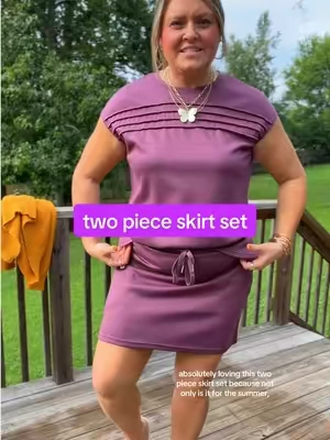 Cute two piece skirt set. #set #twopieceset #skirtset #womensfashion 
