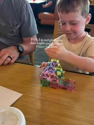 This has been an absolute lifesaver for restaurants, waiting rooms, and anywhere my toddlers need to stay busy. I wish I had bought it sooner! 🙌 #ToddlerMom #MomHack #ToddlerActivities #TikTokShopFinds #TravelToys