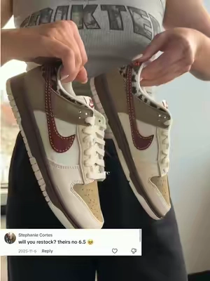 Bound to sell out 😮‍💨 #nikedunk #restock #womenshoes #leopardnikedunk #flykicks 