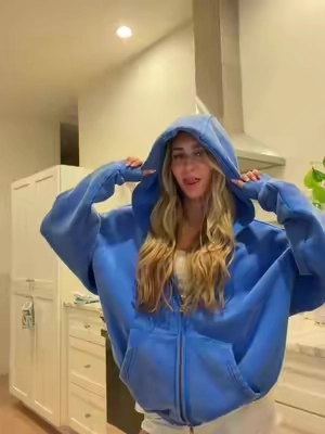 this jacket is THE BEST🙂‍↕️ i legit never wanna take it off 💙 sooo worth it!! #fitinspo #jacket #hoodie #comfy #dealsforyoudays 