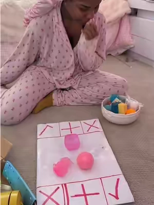 Tete loves to fidget trade🤣🤣