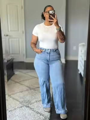 #curvyjeans #stretchyjeans #midsizefashion #tiktokshopcreatorpicks @Wild Oak Boutique 