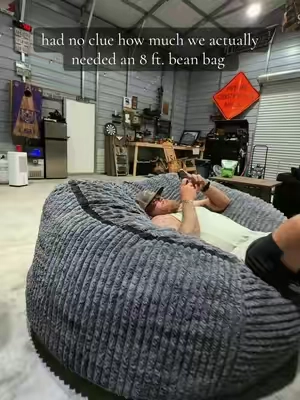 NEVER and I mean NEVERRRRRR getting off this thing 😵‍💫 #beanbag #beanbagchair #tiktokshopsummersale #tiktokmademebuyit #summersteals 