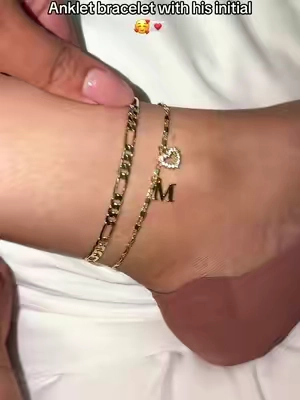 Ankle bracelet with initial letter #braceletwithinitia #ankletbracelet #ankletbraceletwithinitial #regalospersonalizados #cadenitaspersonalizadas 