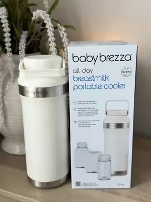 No more worrying about keeping your milk cold while you’re out. 🤍 This portable cooler keeps breastmilk cold for up to 24 hours, holds up to 20 oz (about 4 pumping sessions), is leak-proof, TSA-friendly, and comes with reusable bottles and 360° ice packs. Perfect for work, travel, errands, or pumping on the go. 🍼✨ #BreastfeedingMom #PumpingMom #BreastmilkStorage #BabyBrezza #MomEssentials   