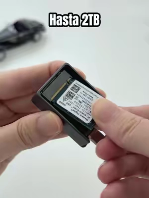 Tu iPhone o consolas ya no se van a quedar sin espacio. 📱🎮 Este gabinete M.2 vuela a 10Gbps y trae enfriamiento activo.#sharge #ssdenclosure #Tech  #steamdeck #tiktokshop