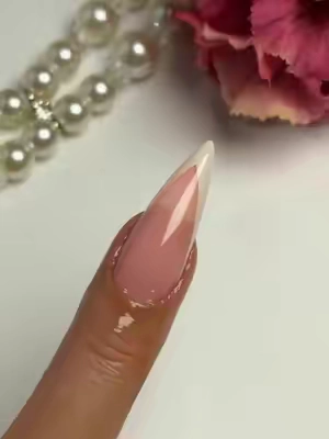Not your basic French. The V-cut stiletto changes everything. 💅🔥TM #nail #pressonnails #fry #stilettonails #summerfinds 