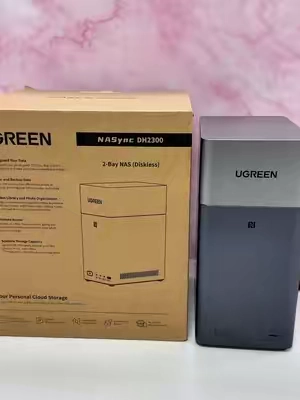 Experience fast, reliable storage with the UGREEN DH2300. It gives you your own private cloud, automatic backups, and smooth file access across all your devices. Perfect for organizing your content, storing videos, and keeping everything safe with simple, dependable performance. #ugreen #nasstorage #SummerFinds #contentcreatorgear #SummerSale 