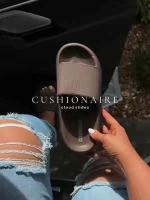 So comfy and obsessed with this color 🤎 @Cushionaire #shoes #slides #sliponshoes 