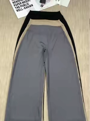 Cute fit + comfy stretch = workout win 💪💖#spotlightfinds #workout #widelegpant #sportswear #breathable 