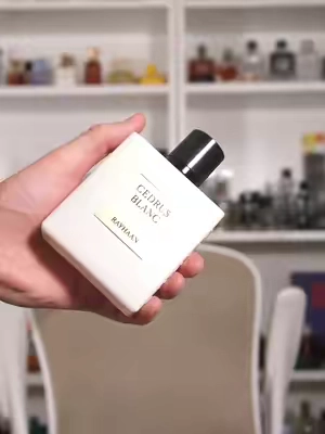 Replying to @mack I tested out the new Cedrus Blanc for a day, here’s is what I learned. #fragrance #perfume #cologne #fragrancetiktok #perfumetiktok 