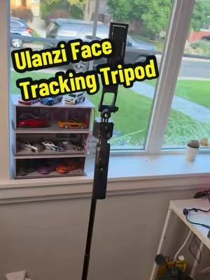 Replying to @sousa.sports Most affordable automatic face tracking tripod.  #tripod #facetracking #contentcreatortools #ulanzi #contentcreatortools @Ulanzi_Official 