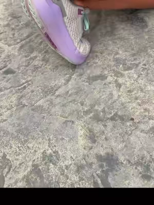 Some shoes look cute. Some shoes feel good. Finding one that does both? That’s the real win. 🙌 #TikTokShop #NOBULL #WalkingShoes #ComfyShoes #EverydaySneakers 