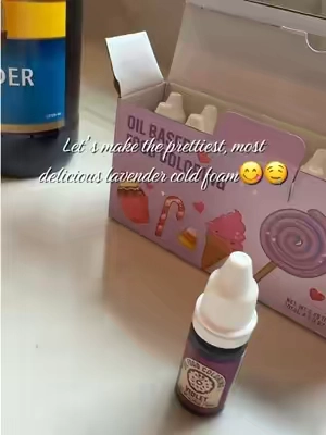 Using our new oil based food colorings to make the tastiest cold foam #foodcoloring #baking #baketok #bakingtiktok #chocolatemaking 