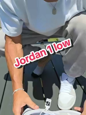 @Fly Kicks mens Jordan 1 low Georgetown  #tiktokshopbacktoschool #titokshopcreatorpicks #tiktokshopbacktoschool #creatoricons #tiktokshopblackfriday 