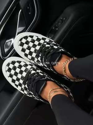 Finally back in stock!! @vans #vans #tiktokshopcreatorpicks #tiktokshopsummersale 
